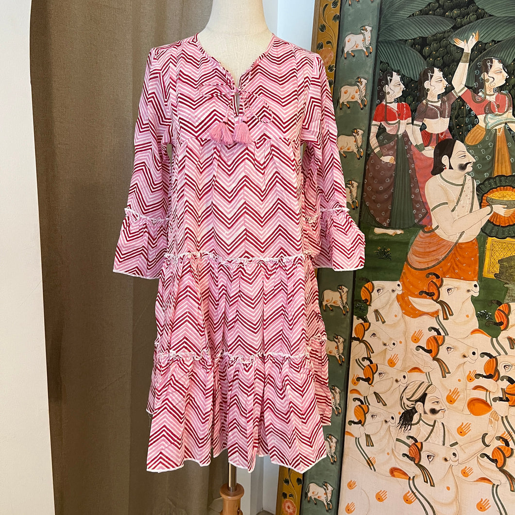 The STEVIA dress - pink zigzag