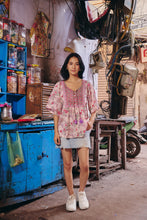 Load image into Gallery viewer, the CELERY top - soft pink jaal/lurex block printed
