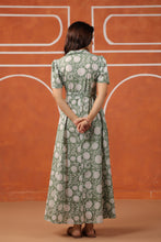 Load image into Gallery viewer, The MALABAR maxi (half sleeves) - soft sage green
