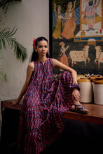 Load image into Gallery viewer, The BORAGE MIDI dress - vintage Navy with Red butis
