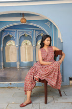 Load image into Gallery viewer, BORAGE MIDI dress - brown with red butis
