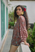 Load image into Gallery viewer, the MINT top - brown with red and pink floral
