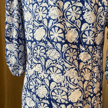 Load image into Gallery viewer, The CAROM midi w/ sleeves - deep blue
