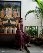 Load image into Gallery viewer, The BORAGE MIDI dress - vintage Navy with Red butis
