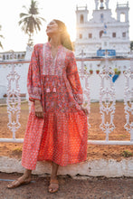 Load image into Gallery viewer, The WASABI midi -apricot w/ pink floral
