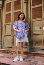 Load image into Gallery viewer, the CELERY top - purple jaal block printed
