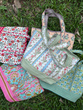 Load image into Gallery viewer, The mini summer tote - white and blue/pink floral
