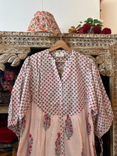 Load image into Gallery viewer, the CHILLI midi - soft pink with buta
