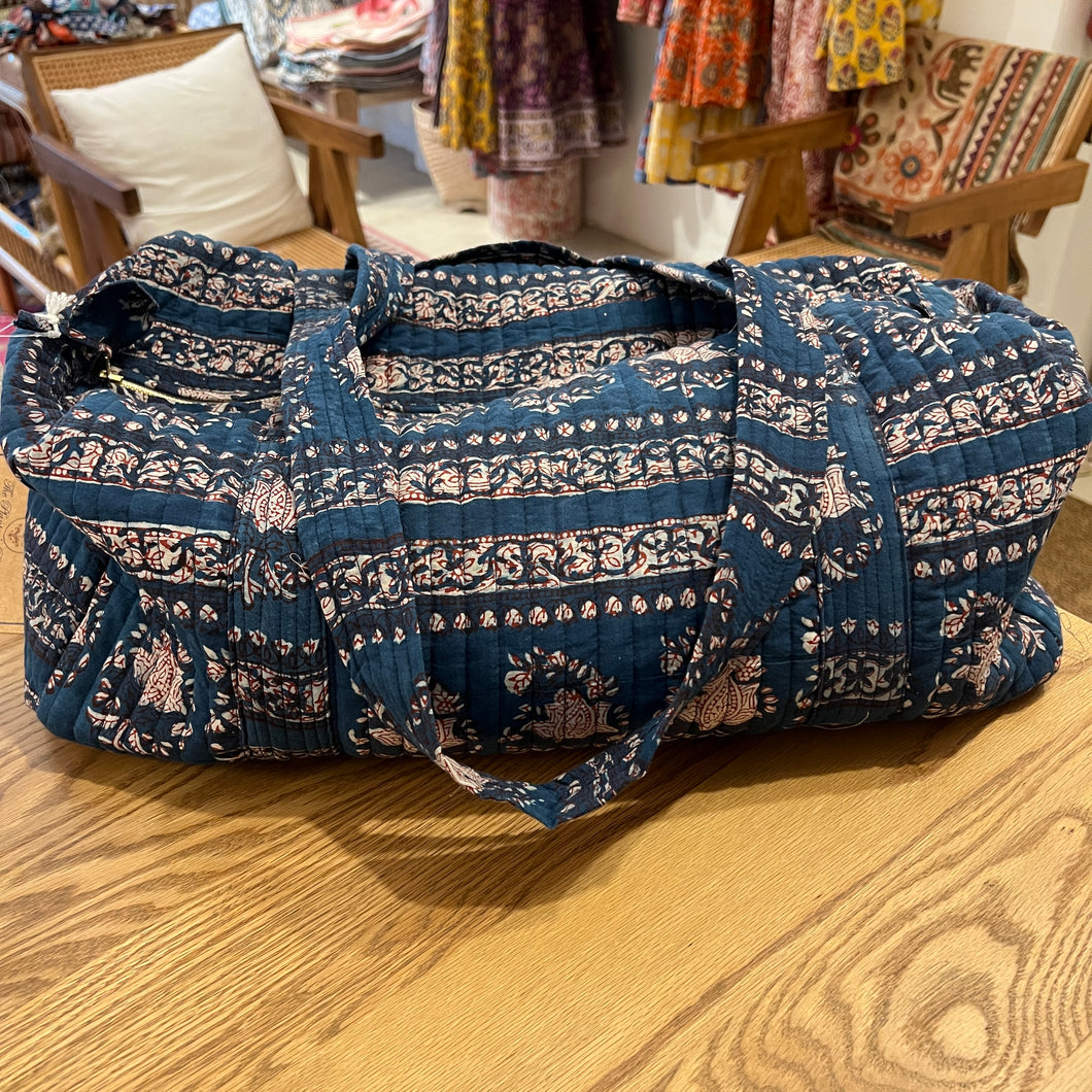 Weekender bag - indigo floral
