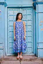 Load image into Gallery viewer, the KAFFIR midi - blue floral

