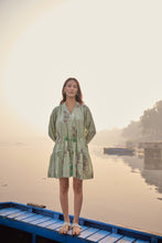 Load image into Gallery viewer, the SAFFRON mini - green stripes with buta
