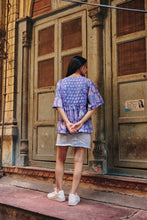 Load image into Gallery viewer, the CELERY top - purple jaal block printed
