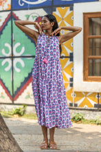 Load image into Gallery viewer, BORAGE MIDI dress - white w/ pink blue buta
