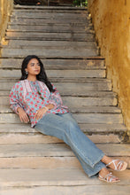 Load image into Gallery viewer, the MINT top - turquoise blue with pink butis
