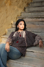 Load image into Gallery viewer, the MINT top - black bagru
