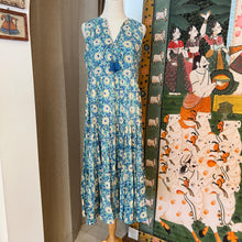 Load image into Gallery viewer, BORAGE MIDI dress - green with yellow floral
