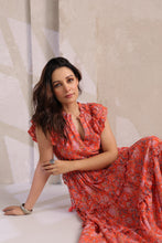 Load image into Gallery viewer, the CILANTRO midi - apricot w/ pink floral
