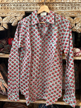 Load image into Gallery viewer, Men’s Basic shirt - green
