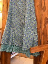 Load image into Gallery viewer, the KAFFIR midi - sea green floral
