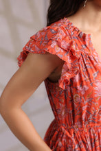 Load image into Gallery viewer, the CILANTRO midi - apricot w/ pink floral
