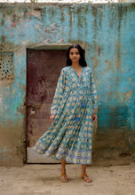 Load image into Gallery viewer, the Thyme maxi - green &amp; yellow floral
