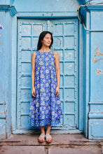 Load image into Gallery viewer, the KAFFIR midi - blue floral
