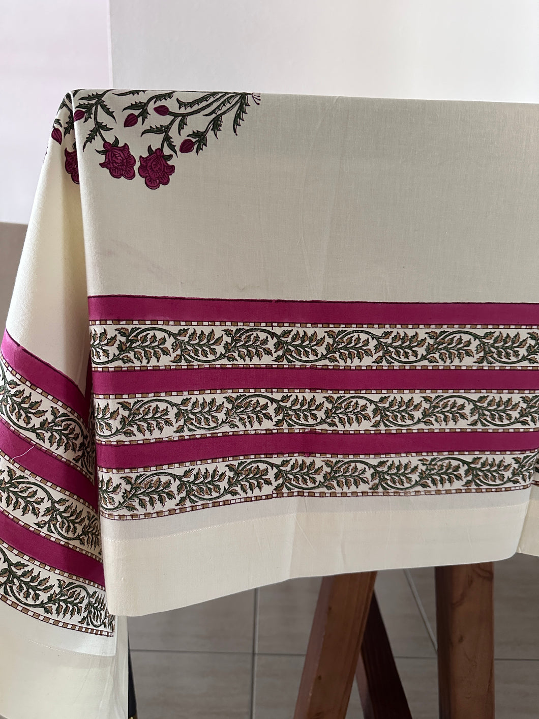 6 seater Table cloth - block printed cream with Mughal buta
