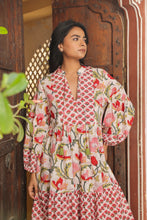 Load image into Gallery viewer, The WASABI midi - White with red and green floral
