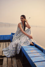 Load image into Gallery viewer, the BORAGE MAXI  - white and blue floral
