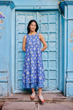 Load image into Gallery viewer, the KAFFIR midi - blue floral
