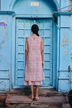 Load image into Gallery viewer, the KAFFIR midi - soft pink floral
