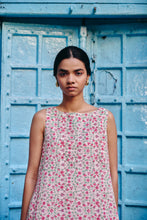 Load image into Gallery viewer, the KAFFIR midi - soft pink floral
