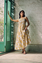 Load image into Gallery viewer, the BAY maxi dress - sweet yellow floral/One size
