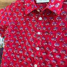 Load image into Gallery viewer, Boys Short-sleeves Shirt - red w/ purple floral
