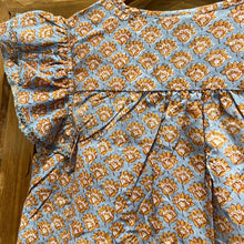 Load image into Gallery viewer, the DILL top - soft blue w/ brown butis
