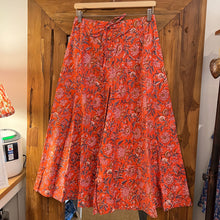 Load image into Gallery viewer, The Rhubarb flared culottes - coral with pink floral

