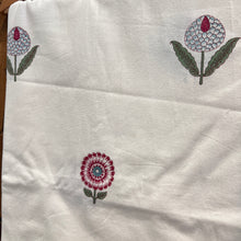 Load image into Gallery viewer, Assorted Table cloths - block printed
