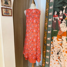Load image into Gallery viewer, the KAFFIR midi - coral pink floral
