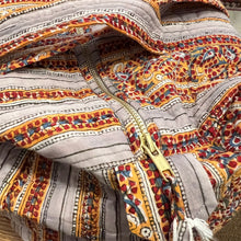 Load image into Gallery viewer, Weekender bag - grey borders
