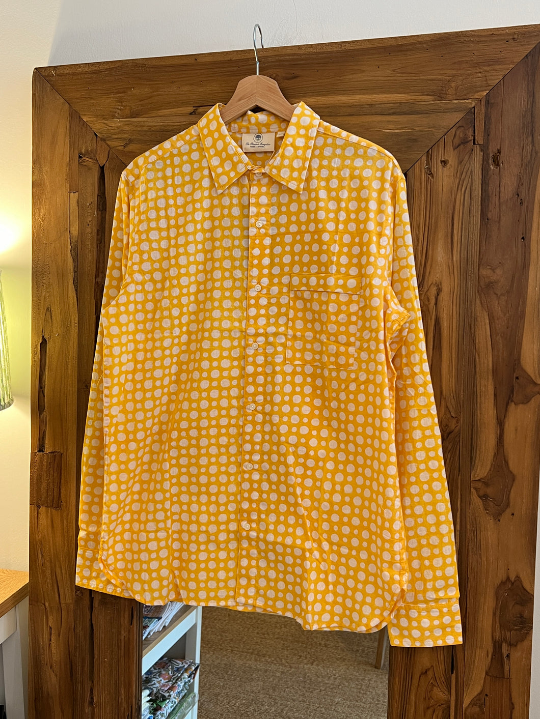 Men’s Basic shirt - Yellow polka dots