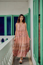 Load image into Gallery viewer, the BORAGE MAXI  - soft pink floral
