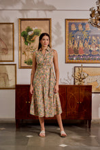 Load image into Gallery viewer, The CAROM midi - pastel green floral
