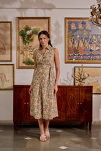 Load image into Gallery viewer, The CAROM midi - pastel green floral
