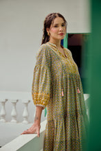 Load image into Gallery viewer, The WASABI midi -soft green/yellow floral
