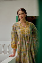 Load image into Gallery viewer, The WASABI midi -soft green/yellow floral
