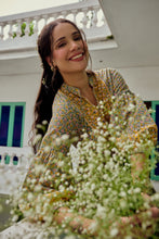Load image into Gallery viewer, The WASABI midi -soft green/yellow floral
