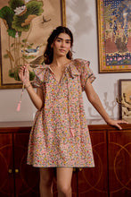 Load image into Gallery viewer, the MACE mini - petite floral
