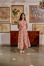 Load image into Gallery viewer, The CAROM midi - soft pink floral
