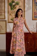 Load image into Gallery viewer, The CAROM midi - soft pink floral
