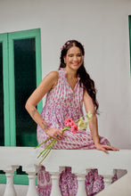 Load image into Gallery viewer, the BORAGE MAXI  - white and purple floral

